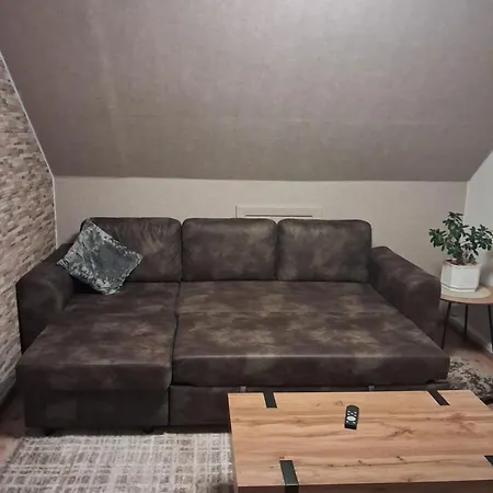 Nest 2 公寓 *